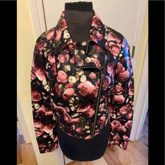 Elle faux leather rose patterned Moto jacket size 6 - Picture 1 of 7